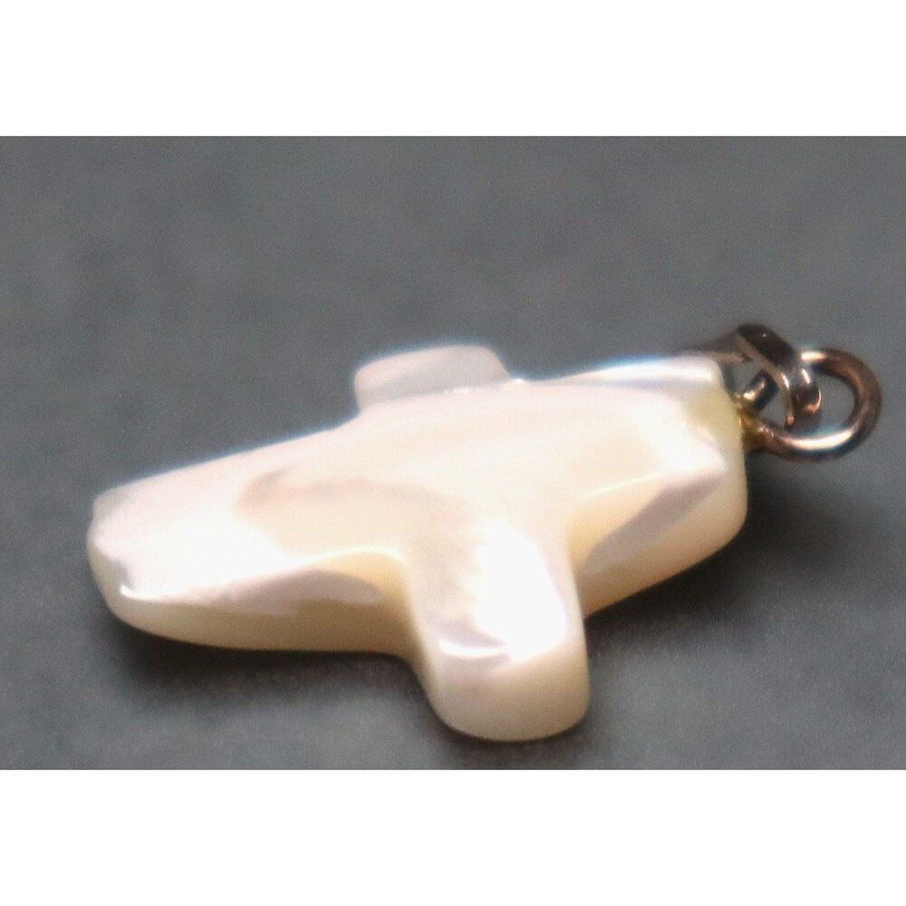 Carved Cross Pendant Mother of Pearl Charms (4) - Picture 5 of 6